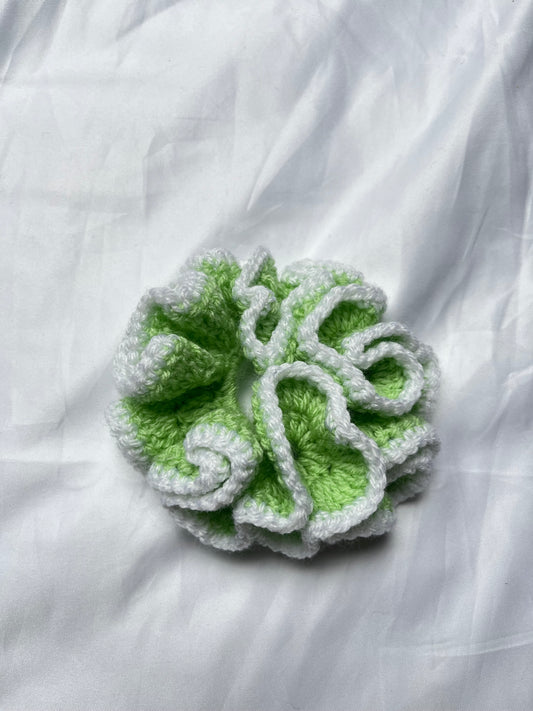 Medium scrunchie: Keylime pie