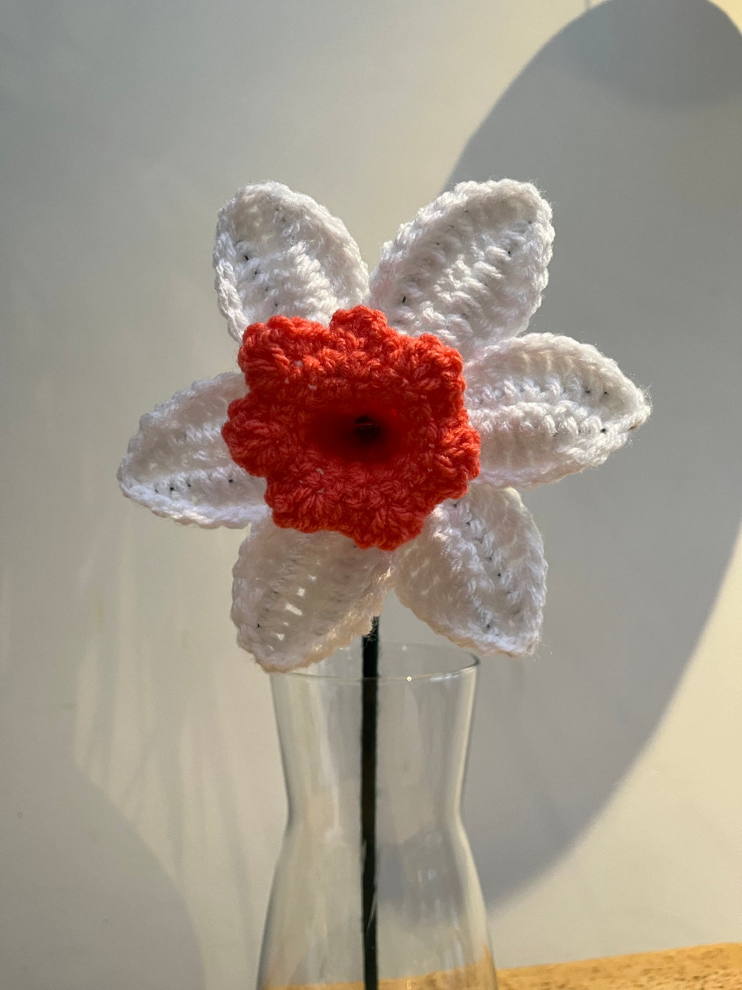 Crochet coral middle daffodil